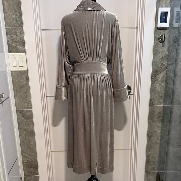 Soft Surroundings Silk Velvet Robe Size MP - Picture 11 of 14